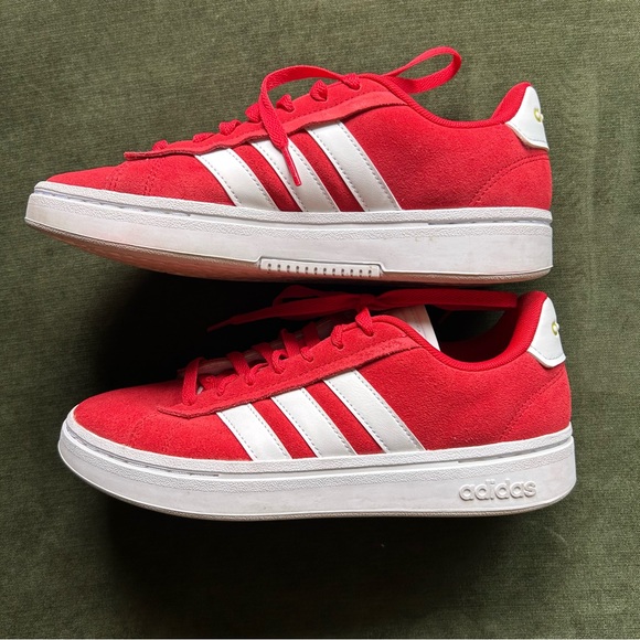 Adidas Sneakers - Picture 3 of 7